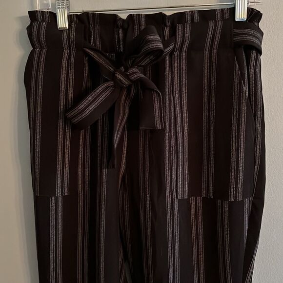 Streetwear Society paper bag straight leg elastic waist Women’s M pants NWT - Picture 2 of 16